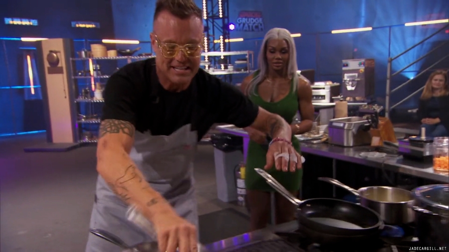 jadesuperchefgrudgematch_00_02_27_15_Still231.jpg